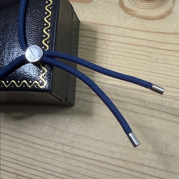 Swarovski Blue Crystal Bracelet - Picture 2 of 4